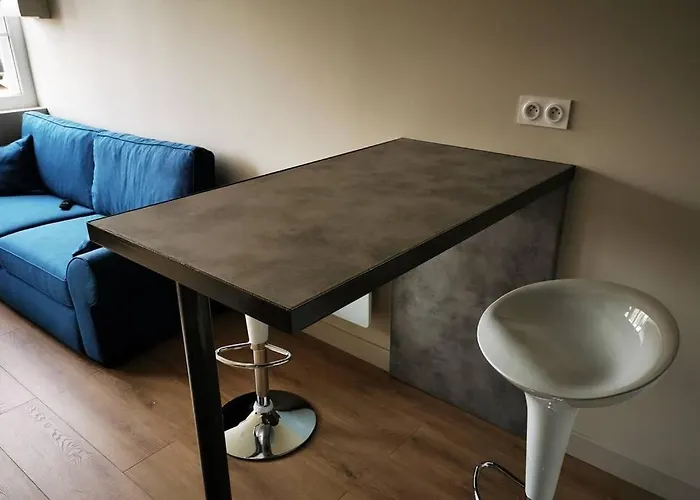 Entier A * La Creche